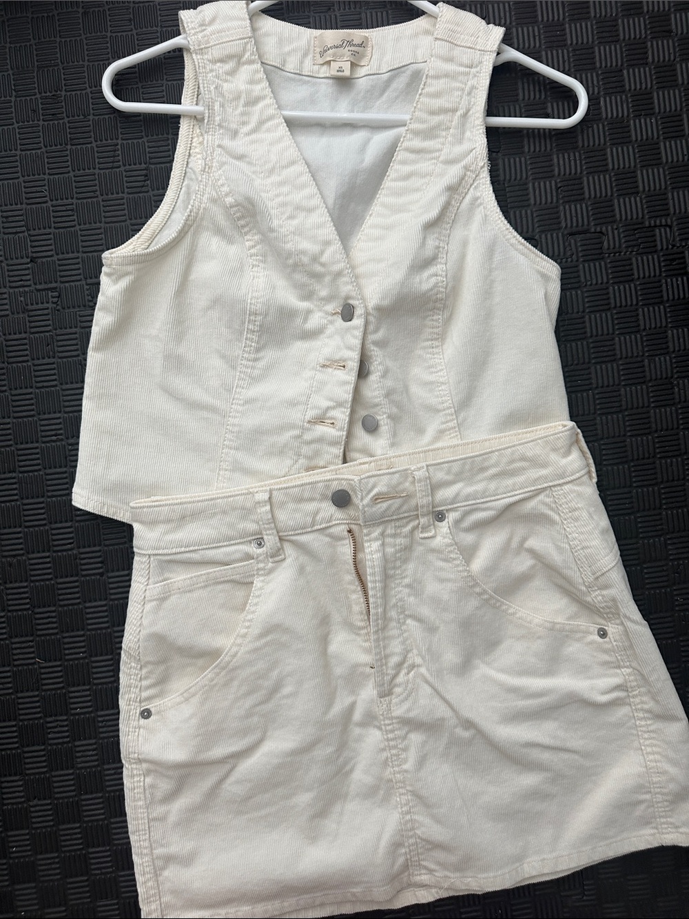 Universal Thread Corduroy Vest & Mini Skirt Set Cream Small